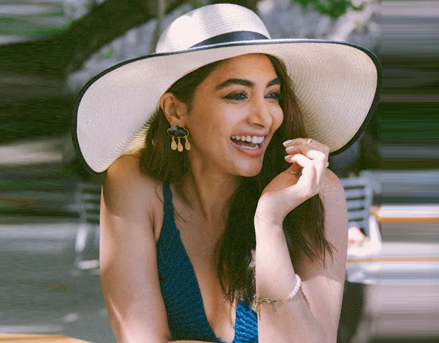 Beautiful Pooja Hegde Photos